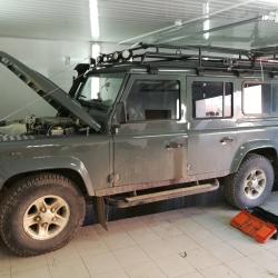 Установка акустики на Land Rover Defender
